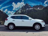 Used 2019 Nissan Rogue S image 2