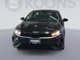 Used 2022 Kia Forte LXS image 4