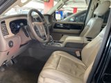 Used 2017 Lincoln Navigator Select image 4