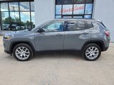 Used 2023 Jeep Compass Latitude image 4