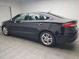 Used 2018 Ford Fusion SE image 3
