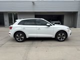 Used 2020 Audi Q5 2.0T Premium w/ Titanium Sport Package image 4