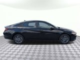 Used 2024 Hyundai Elantra SEL image 2