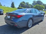 Used 2020 Toyota Avalon Limited image 3