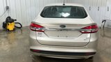 Used 2017 Ford Fusion SE w/ Fusion SE Technology Package image 3