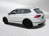 Certified 2022 Volkswagen Tiguan SE R-Line image 5