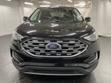 Used 2022 Ford Edge Titanium image 3