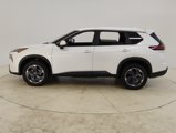 Used 2024 Nissan Rogue SV image 5