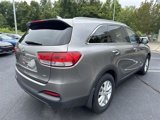 Used 2018 Kia Sorento LX image 5