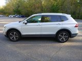 Used 2018 Volkswagen Tiguan SEL image 2