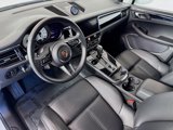 Certified 2024 Porsche Macan image 4