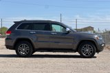 Used 2017 Jeep Grand Cherokee Limited image 3