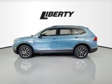 Used 2021 Volkswagen Tiguan SE w/ Panoramic Sunroof Package image 4