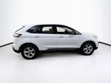 Used 2017 Ford Edge SE image 4