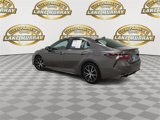 Used 2022 Toyota Camry SE image 4