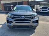 Used 2023 Ford Explorer XLT image 3