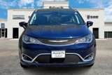 Used 2017 Chrysler Pacifica Touring-L Plus image 3