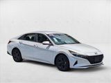 Used 2023 Hyundai Elantra SEL image 3
