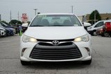 Used 2015 Toyota Camry LE image 2