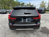 Used 2021 Volvo V60 T5 Cross Country w/ Climate Package image 4