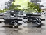 Used 2022 Nissan Pathfinder SL image 2