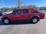 Used 2018 Nissan Frontier SV image 5