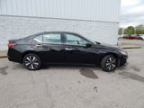 Used 2019 Nissan Altima 2.5 SV image 2