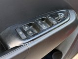 Used 2023 Hyundai Venue SEL image 5