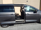 Used 2017 Chrysler Pacifica Touring-L image 6