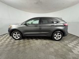 Used 2020 Ford Edge SE image 2