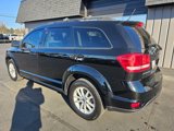 Used 2018 Dodge Journey SXT image 3