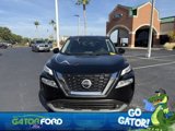 Used 2021 Nissan Rogue SV image 3
