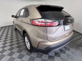 Used 2021 Ford Edge SEL w/ Convenience Package image 4