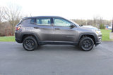 Used 2018 Jeep Compass Sport image 2