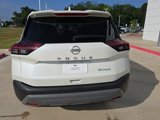 Used 2023 Nissan Rogue SV image 4