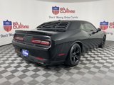 Used 2018 Dodge Challenger SXT image 3