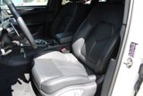 Certified 2024 Porsche Macan image 5