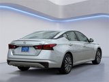 Used 2023 Nissan Altima 2.5 SV image 4