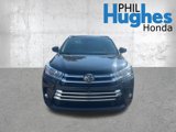 Used 2017 Toyota Highlander Limited Platinum image 2