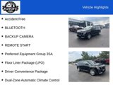 Used 2024 GMC Terrain SLE w/ Driver Convenience Package image 2