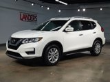 Used 2017 Nissan Rogue SV image 3
