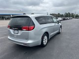 Used 2023 Chrysler Voyager LX image 5