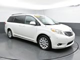 Used 2012 Toyota Sienna XLE image 2