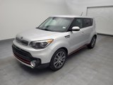 Used 2019 Kia Soul ! image 2