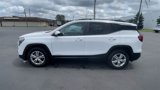 Used 2022 GMC Terrain SLE w/ Driver Convenience Package image 5