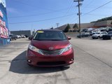 Used 2013 Toyota Sienna XLE image 5