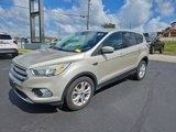 Used 2017 Ford Escape SE image 2
