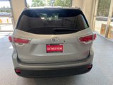 Used 2015 Toyota Highlander XLE image 3