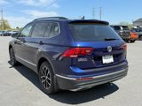 Used 2021 Volkswagen Tiguan SE w/ Panoramic Sunroof Package image 2