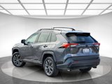 Used 2022 Toyota RAV4 XLE Premium image 5